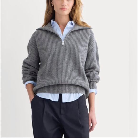 Old Navy Sweaters - Old Navy Women's Gray Ribbed Knit Quarter Zip Sweater Size Medium Preppy